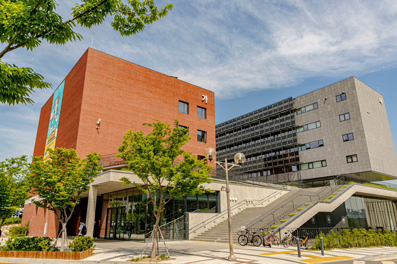 백주년기념관 사진