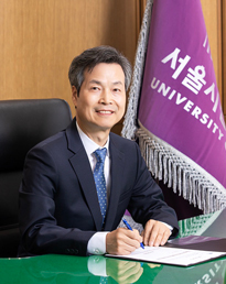 President of University Yongkul WON